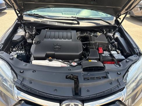 Used 2017 Toyota Camry XSE FWD image 25