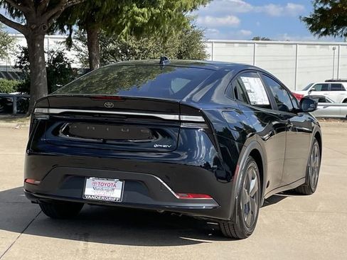 New 2026 Toyota Prius SE image 4