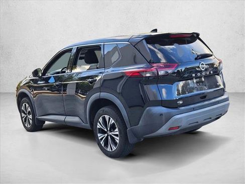 Used 2021 Nissan Rogue SV FWD image 6