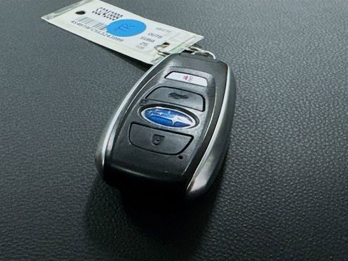 Certified 2025 Subaru Outback Premium AWD/4WD image 32