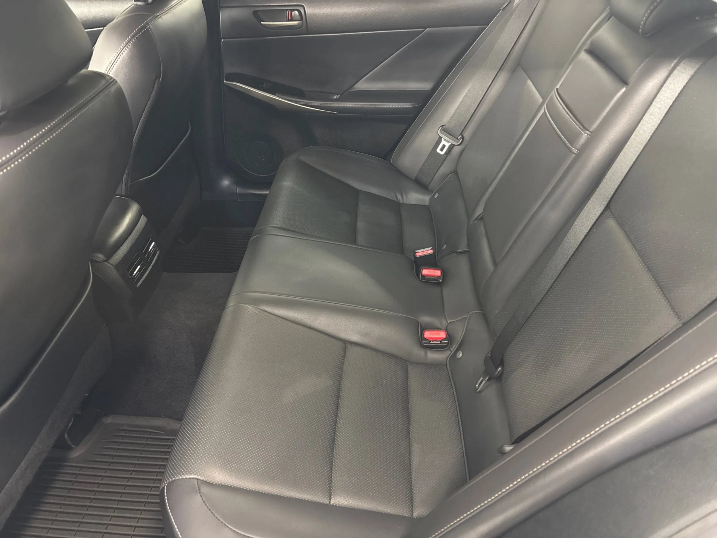 Used 2018 Lexus IS 300 AWD w/ Comfort Package image 14