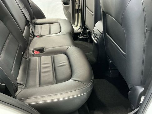 Used 2025 MAZDA CX-5 AWD 2.5 S w/ Preferred Package image 17