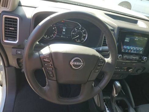 Certified 2024 Nissan Frontier SV w/ SV Convenience Package RWD image 14