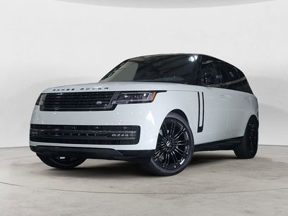 New 2025 Land Rover Range Rover Long Wheelbase SE
