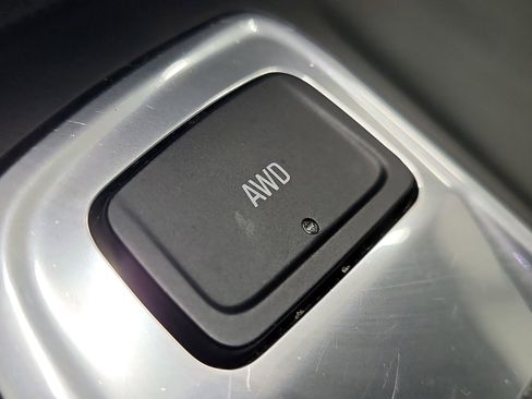 Used 2022 Chevrolet Equinox LT AWD/4WD image 33