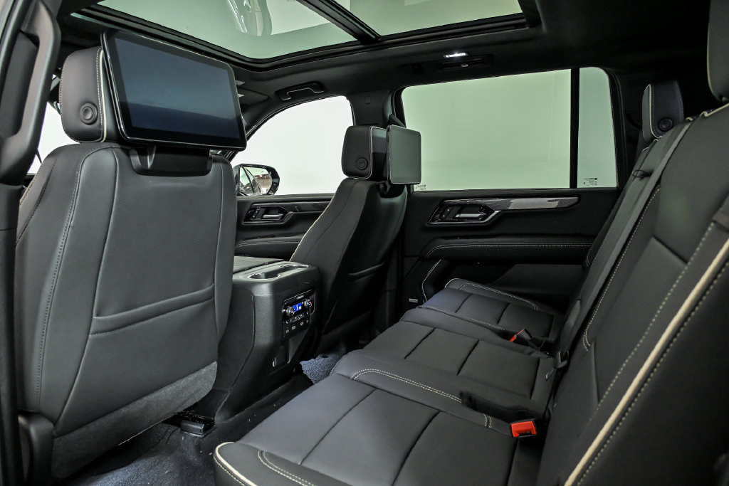 New 2027 GMC Yukon XL Elevation w/ Elevation Premium Package AWD/4WD image 11
