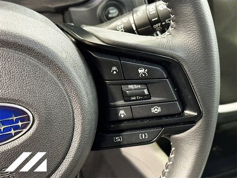 Used 2025 Subaru Forester Premium image 13