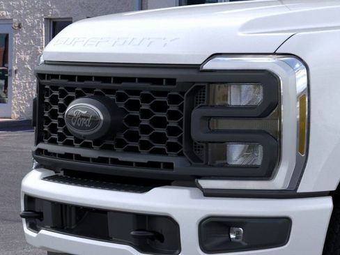 New 2025 Ford F350 Lariat w/ Lariat Ultimate Package image 17