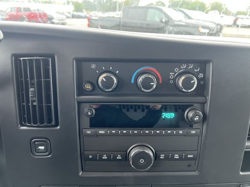 New 2025 Chevrolet Express 3500 w/ Driver Convenience Package image 8