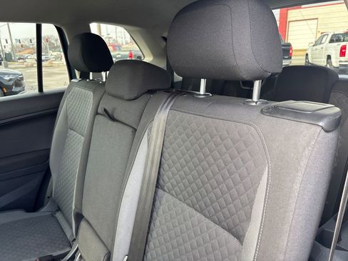 Used 2018 Volkswagen Tiguan S w/ Front Fog Lights Package image 25