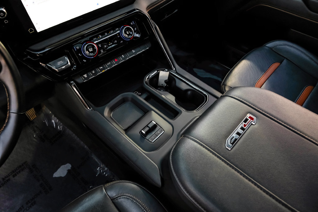 Used 2024 GMC Sierra 3500 AT4 w/ AT4 Premium Plus Package AWD/4WD image 19