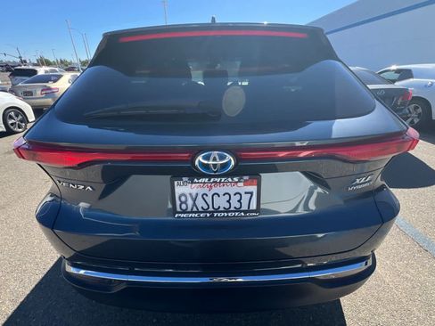 Used 2021 Toyota Venza XLE AWD/4WD image 5