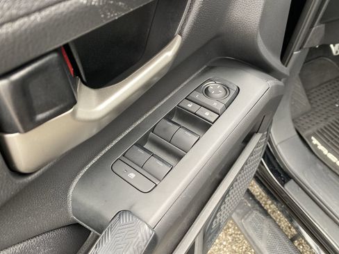Used 2024 Toyota Tacoma TRD Sport w/ TRD Sport Upgrade Package RWD image 17