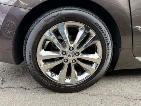 Used 2016 Kia Sedona SX Limited w/ Option Group 030 image 5