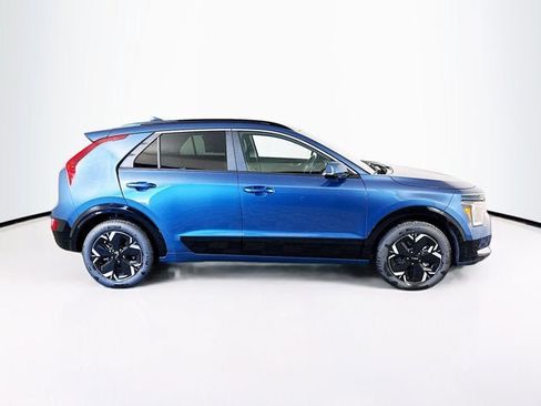 New 2026 Kia Niro Wind w/ Wind Preserve Package FWD image 4