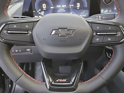 New 2025 Chevrolet Equinox EV RS w/ Convenience Package II image 16