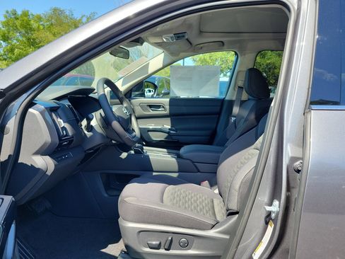 New 2026 Nissan Pathfinder SV FWD image 12