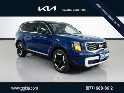 Used 2024 Kia Telluride S w/ S Sunroof Package