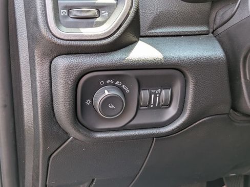 Used 2020 RAM 2500 Tradesman AWD/4WD image 13