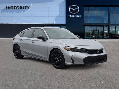 Used 2025 Honda Civic Sport image 1