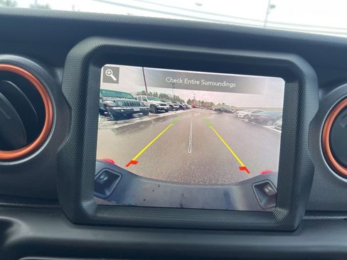 Certified 2021 Jeep Gladiator Mojave image 30