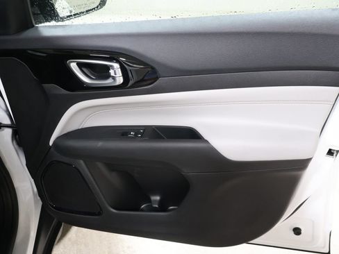 New 2026 Jeep Compass Limited AWD/4WD image 19