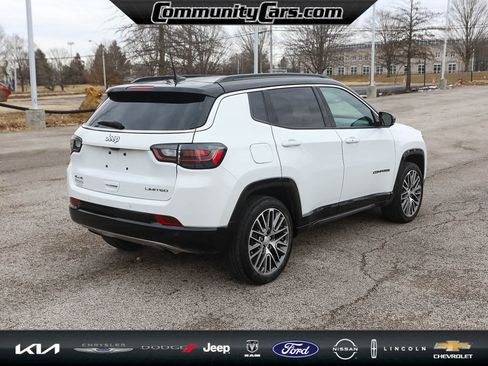 Used 2023 Jeep Compass Limited w/ Elite Group image 7