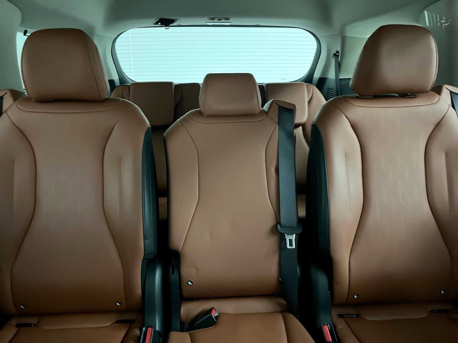 Used 2024 Kia Carnival SX FWD image 13