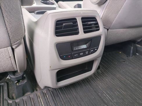 Used 2016 Honda Pilot EX image 10