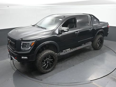 Used 2021 Nissan Titan PRO-4X w/ Pro-4x Convenience Package AWD/4WD image 39