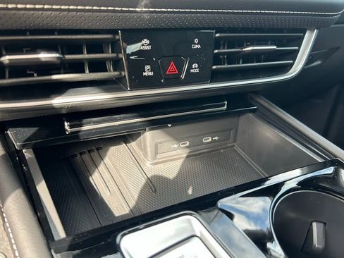 New 2026 Volkswagen Atlas Cross Sport SE FWD image 34