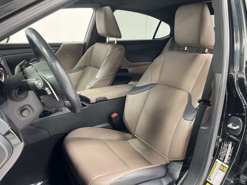 Used 2022 Lexus ES 300h 300h image 11