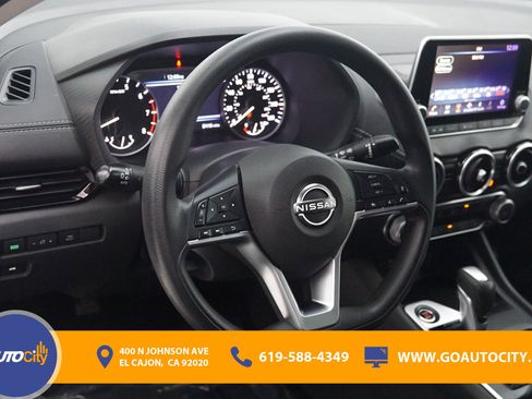 Used 2024 Nissan Sentra SV FWD image 18