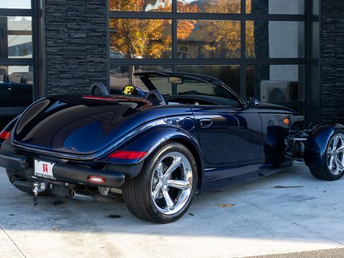 Used 2001 Chrysler Prowler image 10