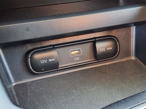 Used 2024 Kia Soul LX w/ Option Group 015 image 10