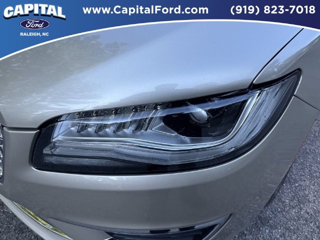 Used 2017 Lincoln MKZ Premiere FWD image 11