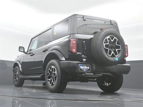 New 2025 Ford Bronco Outer Banks image 21