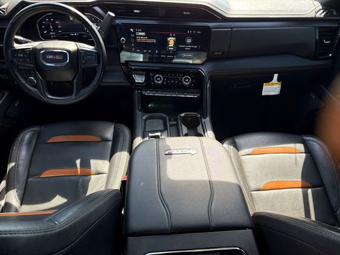 Used 2024 GMC Sierra 2500 AT4 w/ AT4 Premium Plus Package image 12