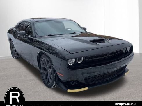 Used 2023 Dodge Challenger GT w/ Blacktop Package image 9
