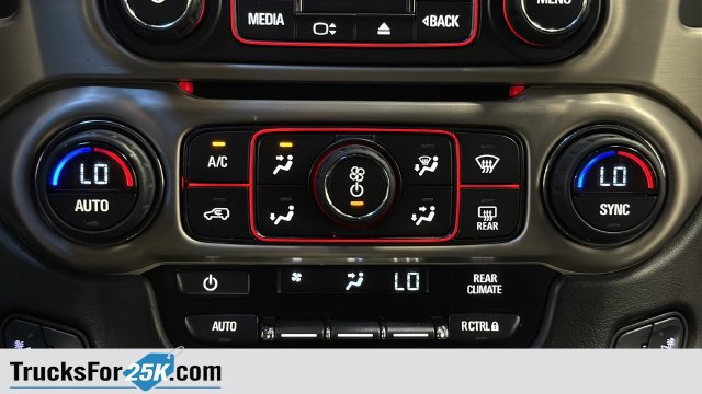 Used 2016 GMC Yukon Denali w/ Open Road Package AWD/4WD image 19