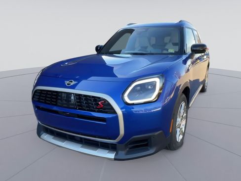 Certified 2025 MINI Cooper Countryman S w/ Comfort Package Max AWD/4WD image 3