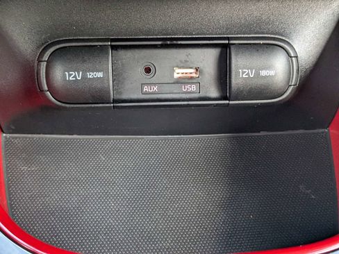 Used 2016 Kia Soul + w/ Tarmac Special Edition FWD image 27