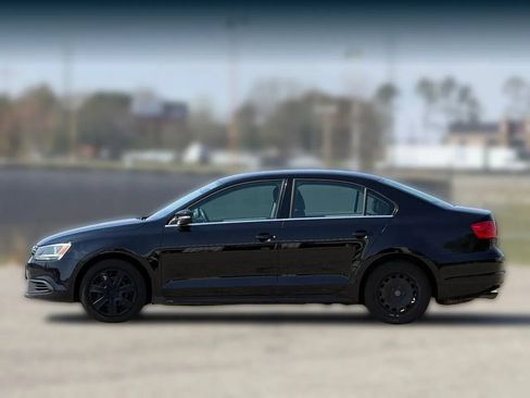 Used 2013 Volkswagen Jetta SE FWD image 8