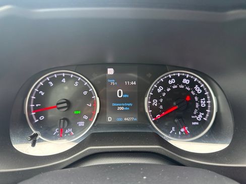 Used 2019 Toyota RAV4 LE w/ All Weather Liner Package AWD/4WD image 11
