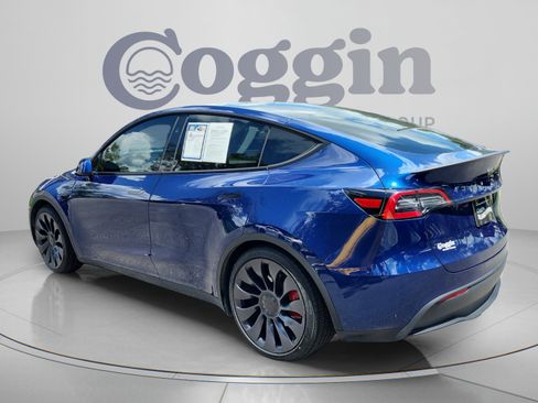 Used 2024 Tesla Model Y Performance AWD/4WD image 6
