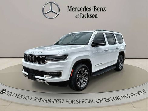 Used 2024 Jeep Wagoneer Series II AWD/4WD image 1