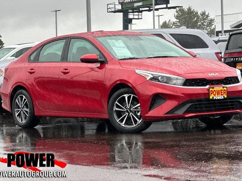 Certified 2024 Kia Forte LXS FWD image 1