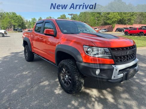 Used 2021 Chevrolet Colorado ZR2 w/ Colorado ZR2 Bison Edition AWD/4WD image 2