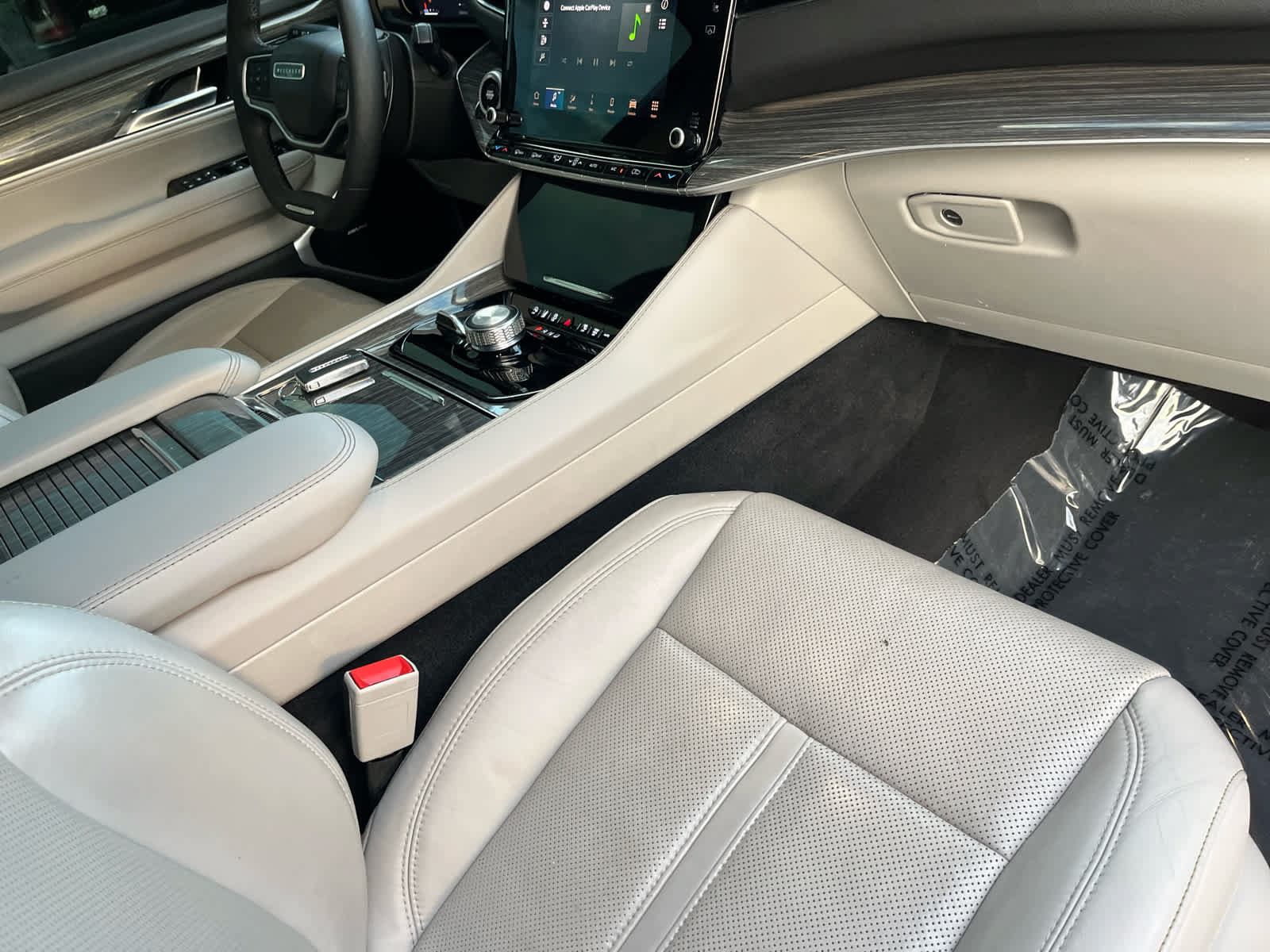 Used 2022 Jeep Wagoneer Series II AWD/4WD image 36