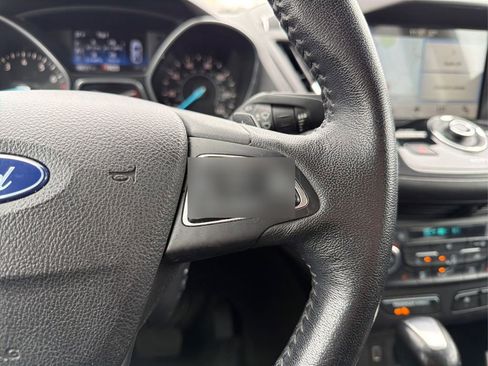 Used 2017 Ford Escape Titanium FWD image 30